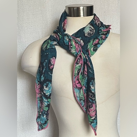 Emanuel Ungaro scarf - Picture 5 of 6